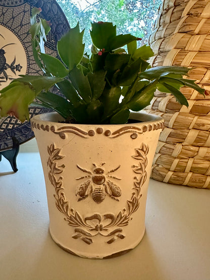 Embossed Bee in Crest Planter